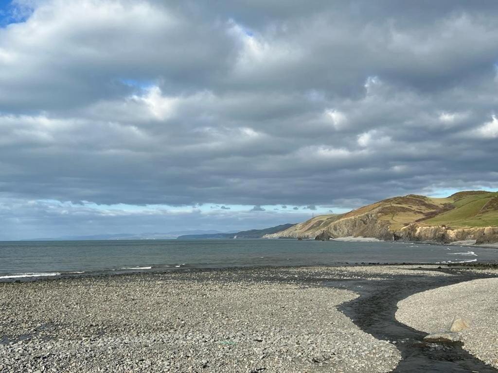 Holiday home Cuddfan Llanrhystyd